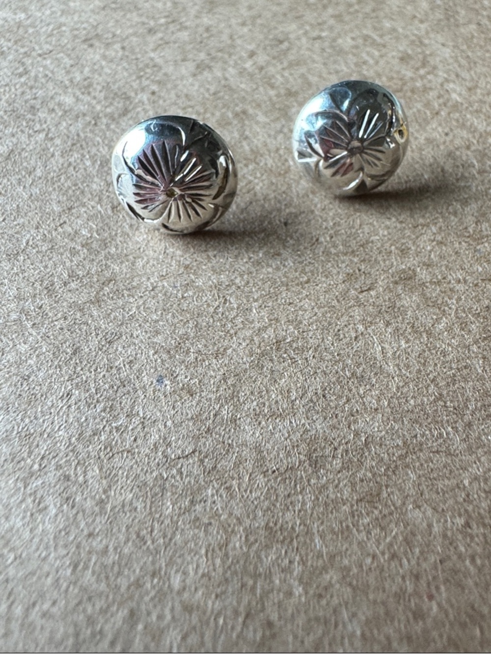 Montana Silversmiths Engraved Floral Round Stud Earrings - Silver